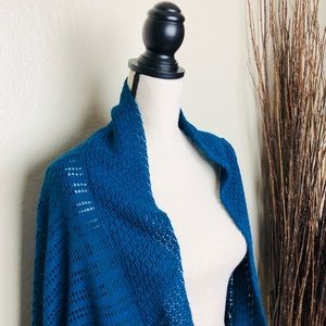 Liz Lange • Cocoon Sweater